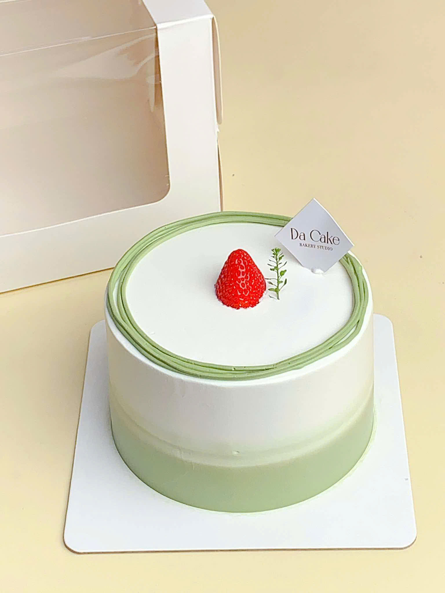 Bánh Matcha Dâu